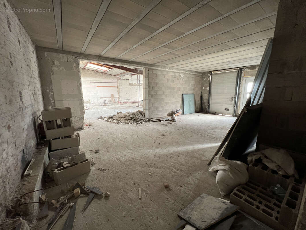 Commerce à SAINT-MAUR-DES-FOSSES