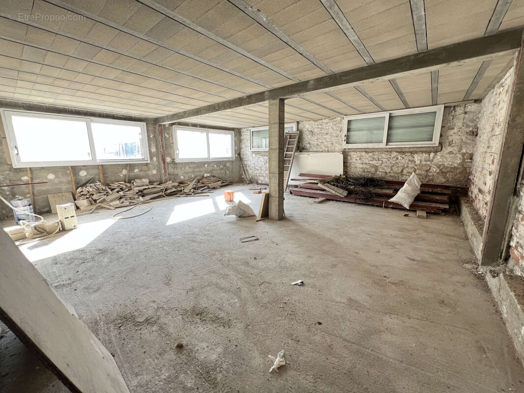 Commerce à SAINT-MAUR-DES-FOSSES