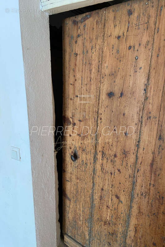 Maison à GARRIGUES-SAINTE-EULALIE