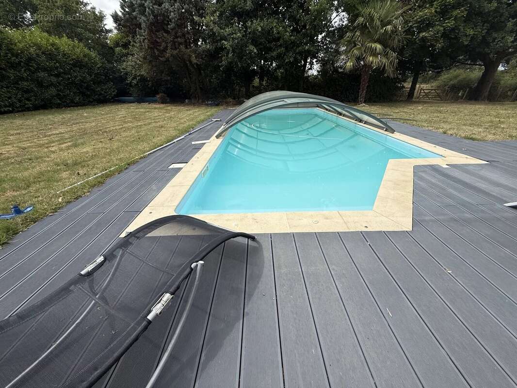 Maison à FAYE-L'ABBESSE