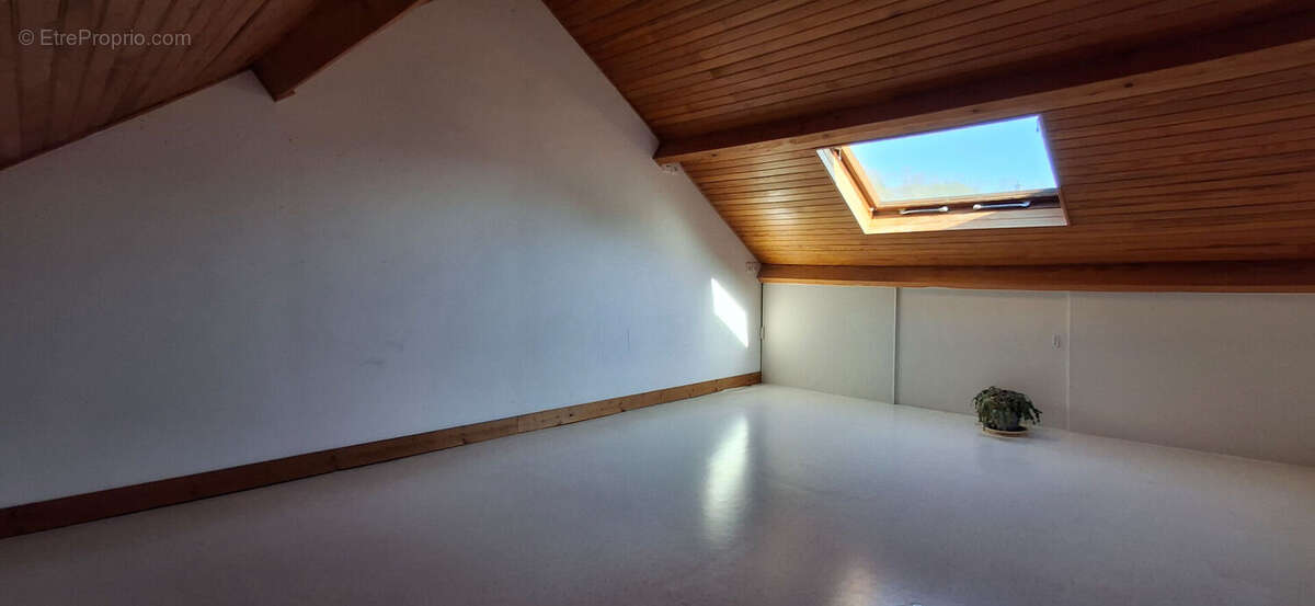 Maison à CREPY-EN-VALOIS