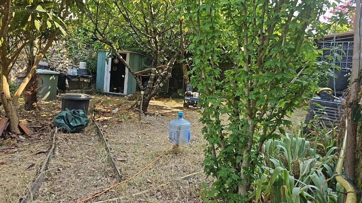 Maison à AUBETERRE-SUR-DRONNE