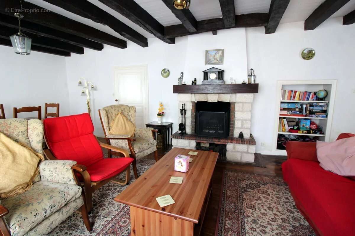 Maison à SAINT-FORT-SUR-GIRONDE