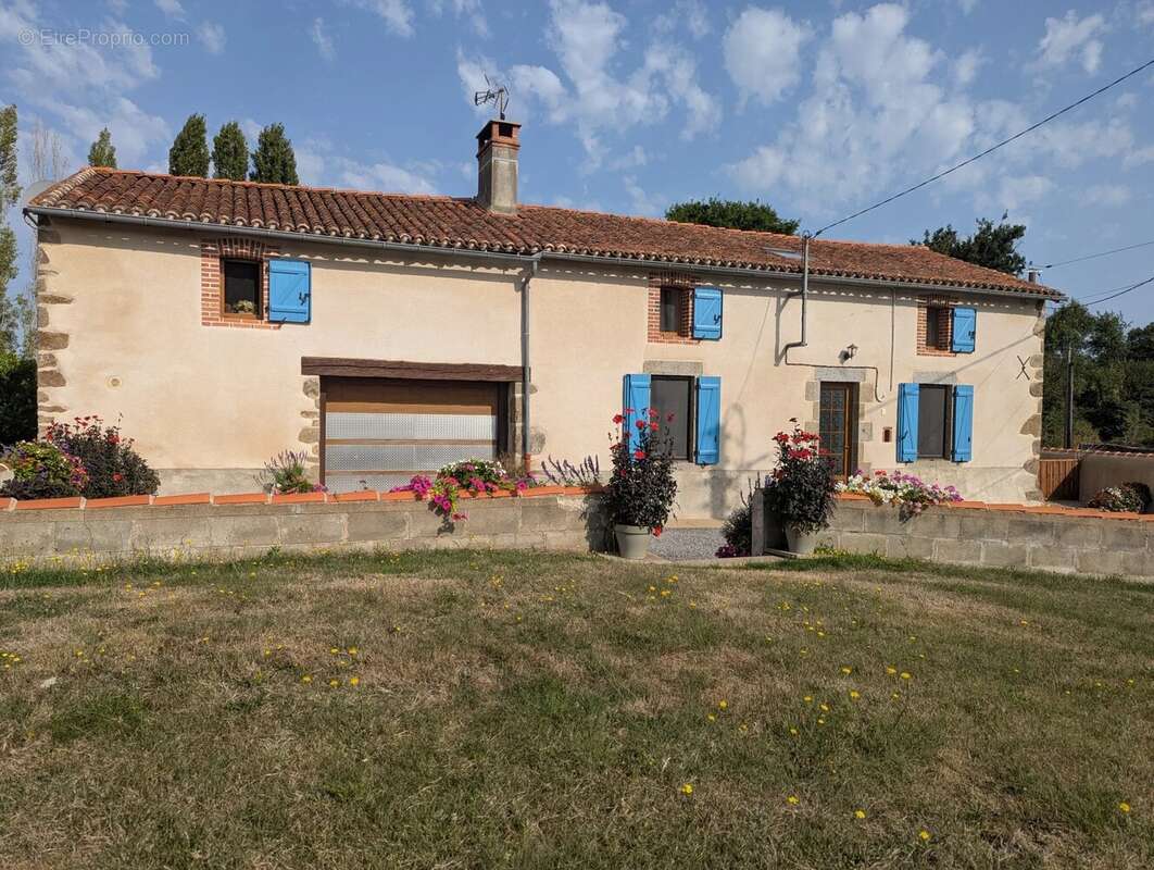 Maison à LATHUS-SAINT-REMY