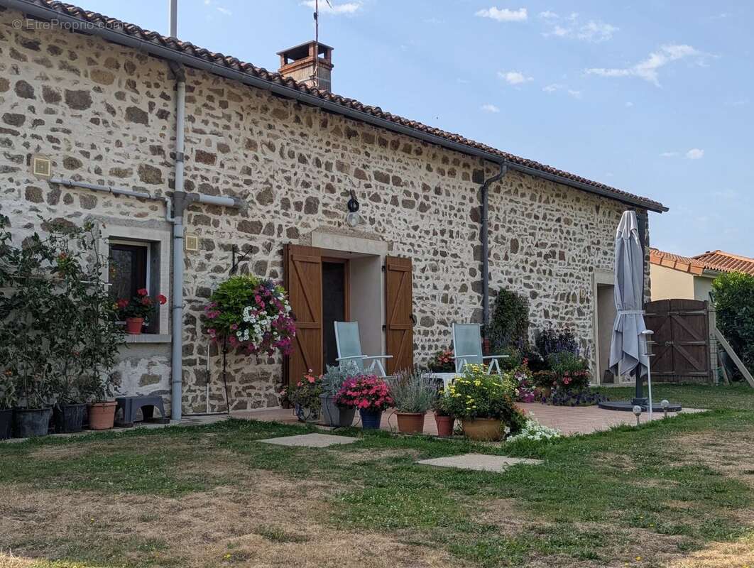 Maison à LATHUS-SAINT-REMY