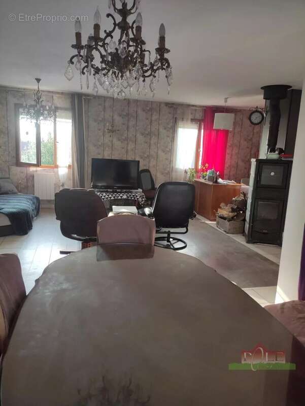 Maison à NERIS-LES-BAINS