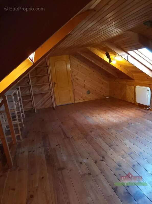 Maison à NERIS-LES-BAINS