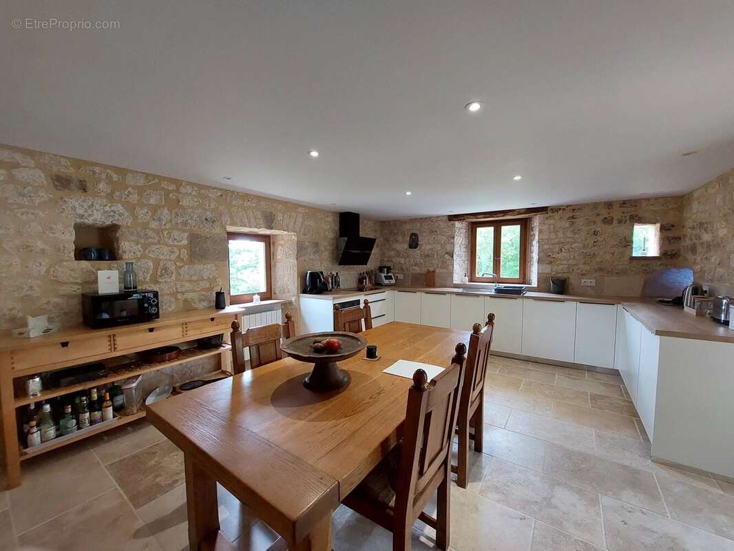 Maison à CORDES-SUR-CIEL