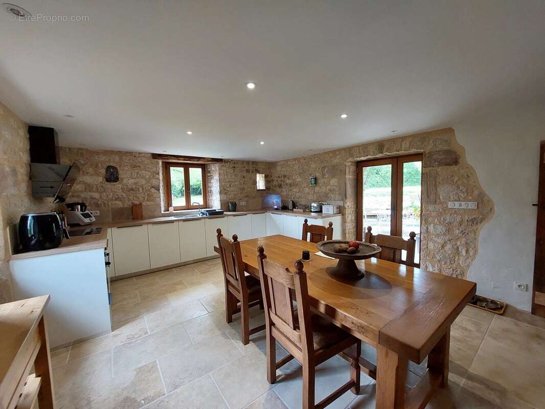 Maison à CORDES-SUR-CIEL