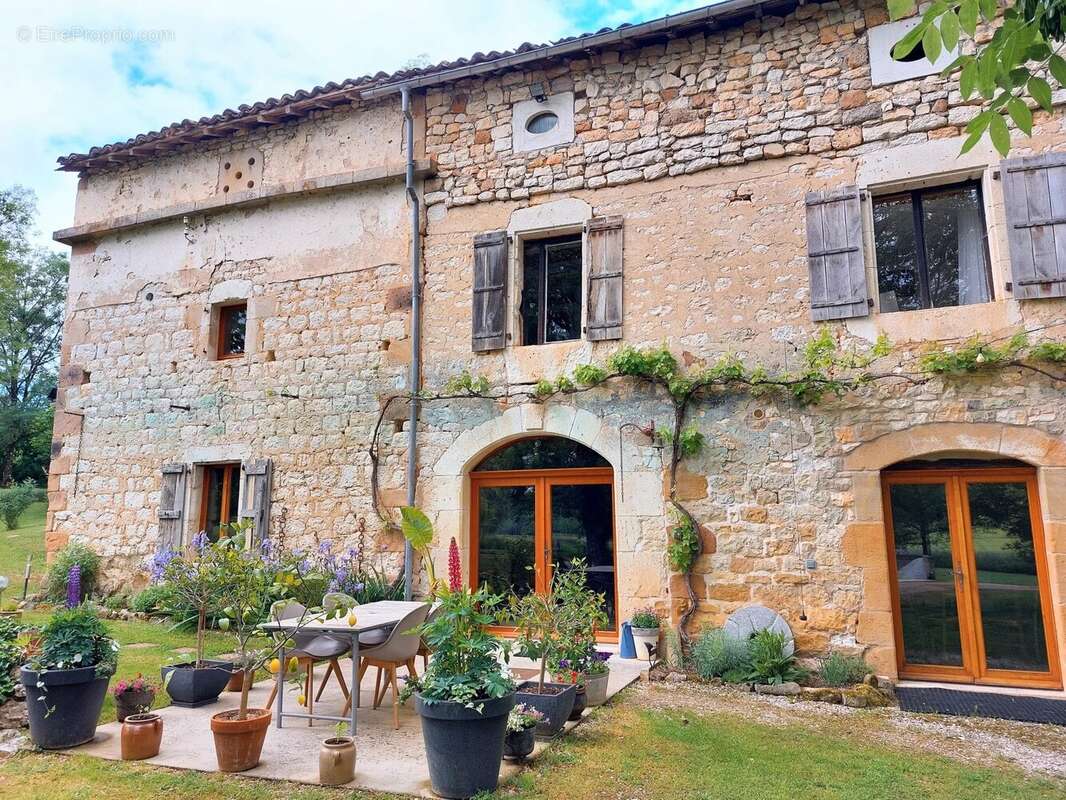 Maison à CORDES-SUR-CIEL