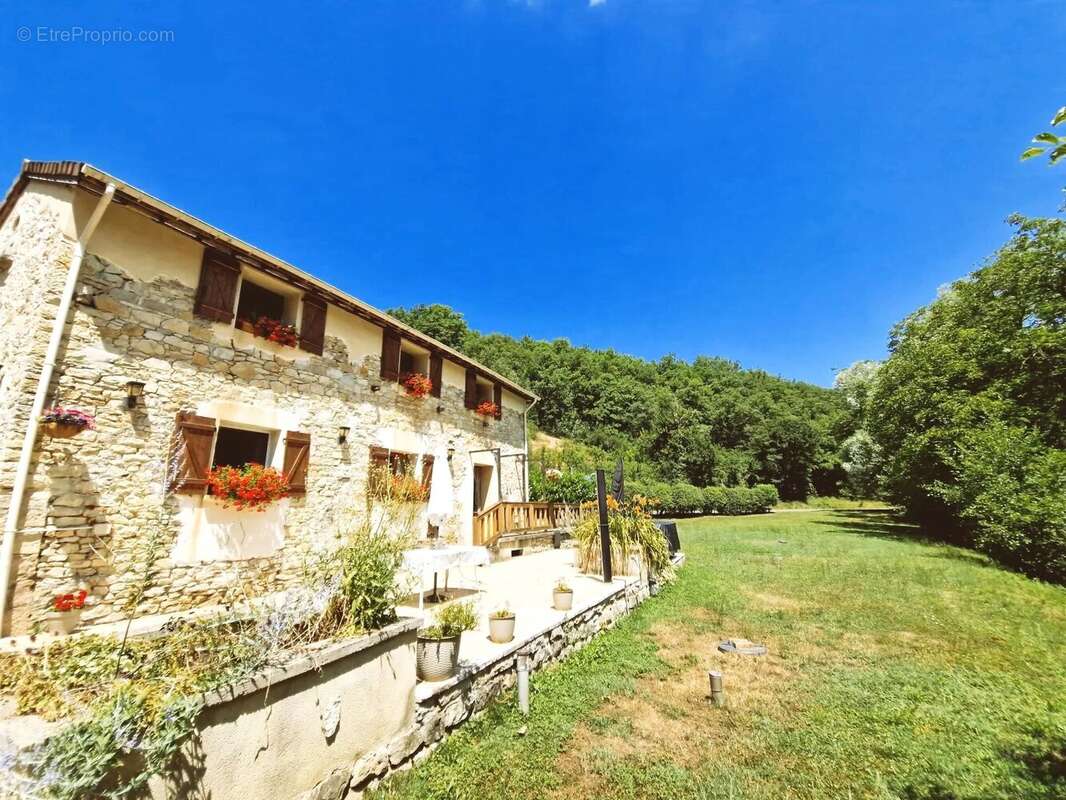 Maison à VILLENEUVE