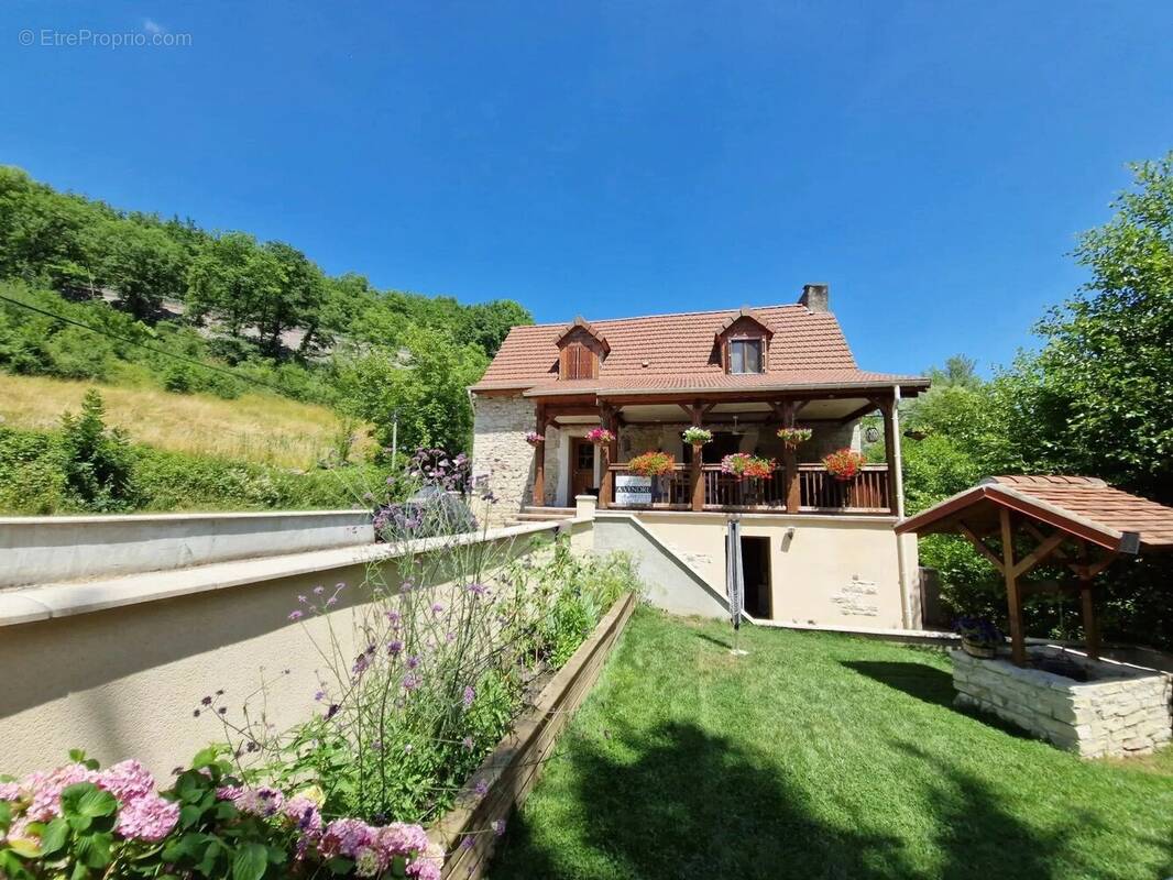 Maison à VILLENEUVE