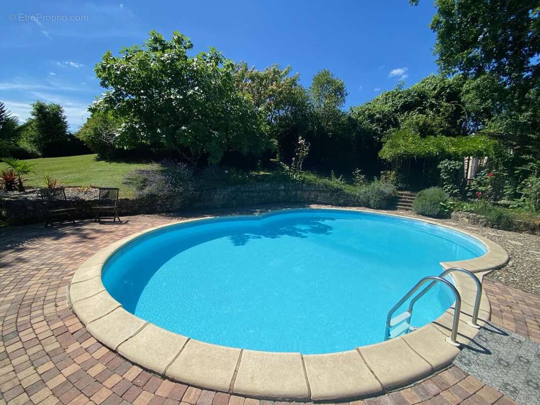 Maison à CAZES-MONDENARD