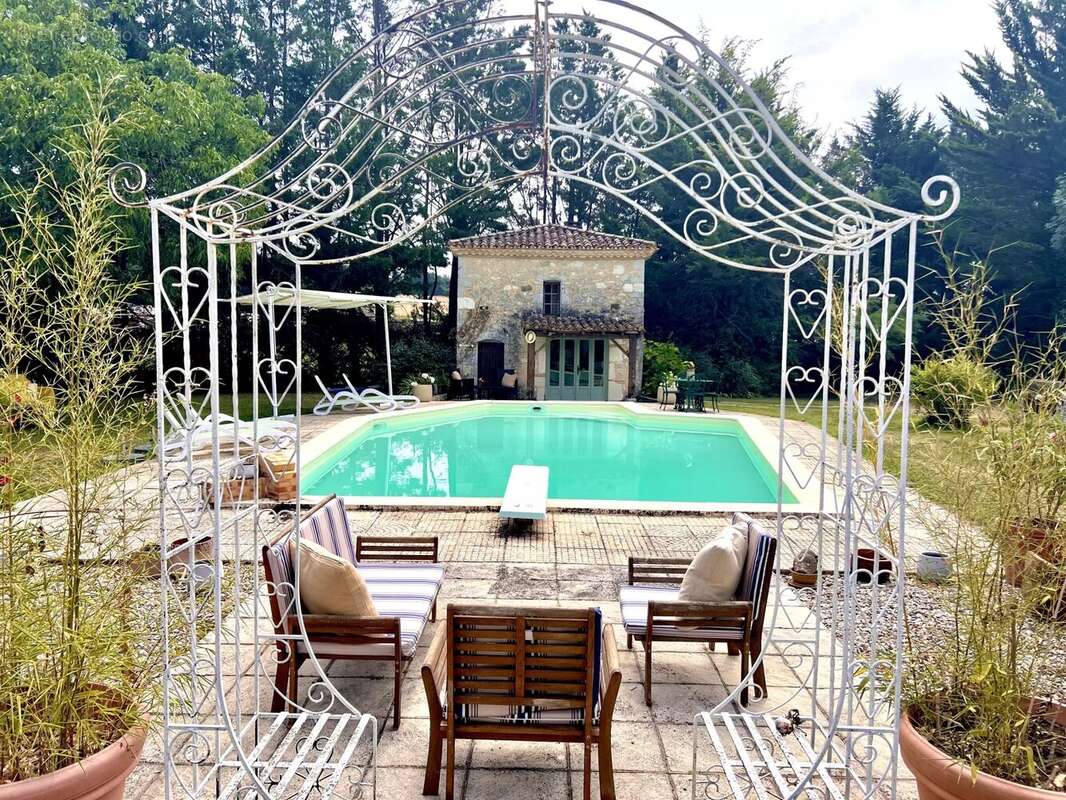 Maison à MONFLANQUIN