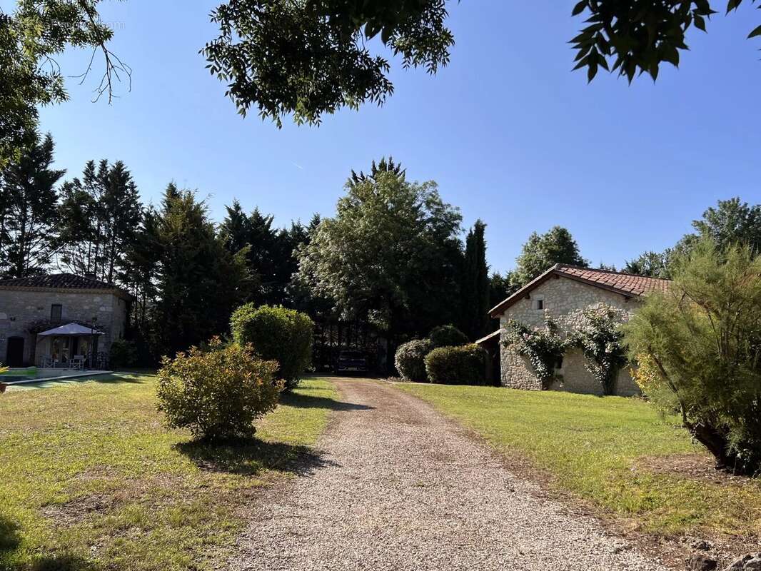 Maison à MONFLANQUIN