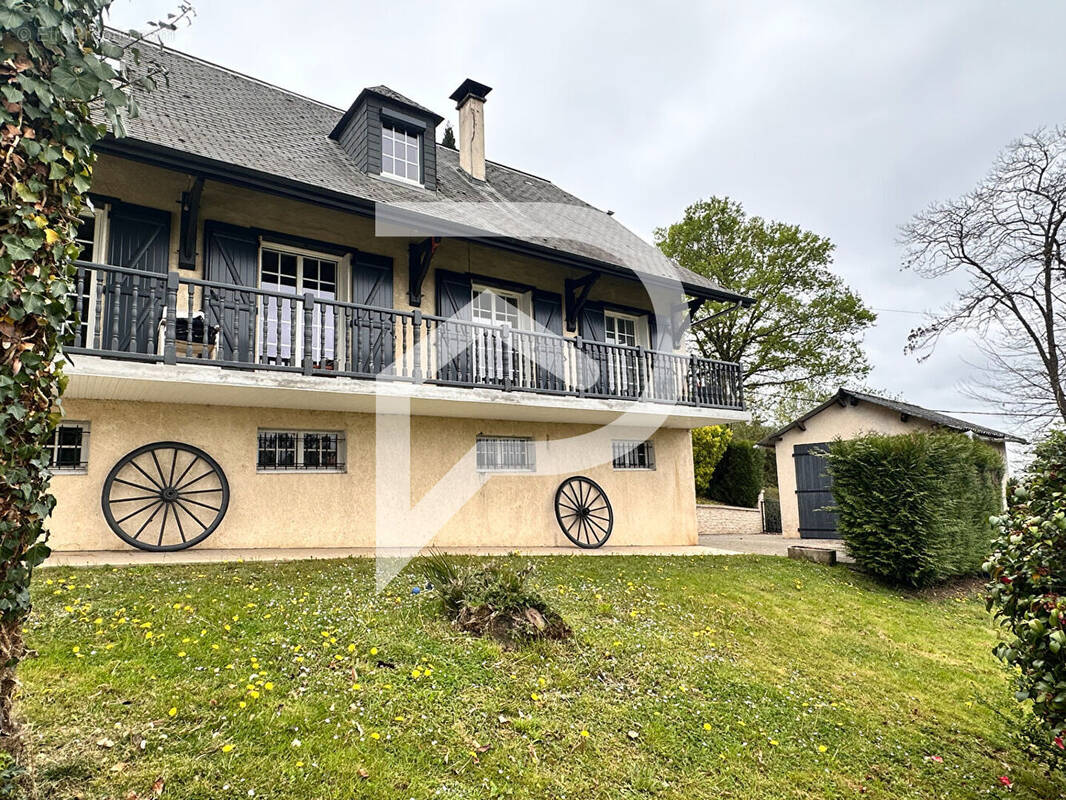 Maison à OLORON-SAINTE-MARIE