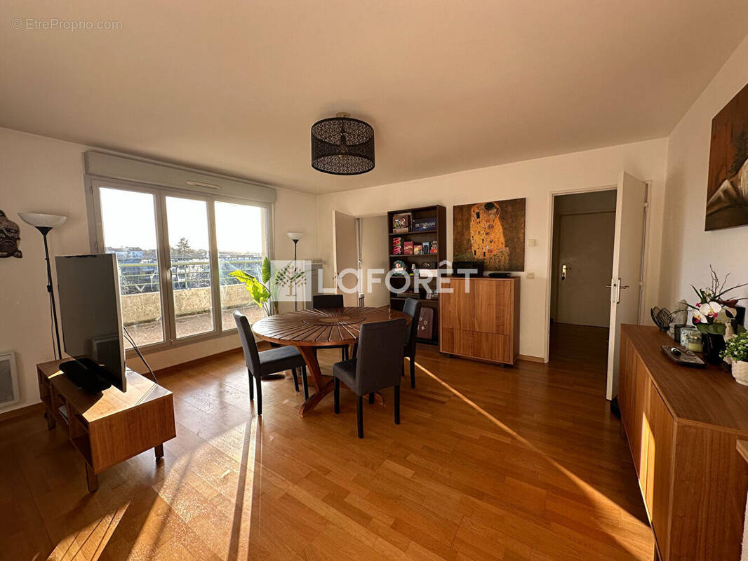 Appartement à MANTES-LA-JOLIE