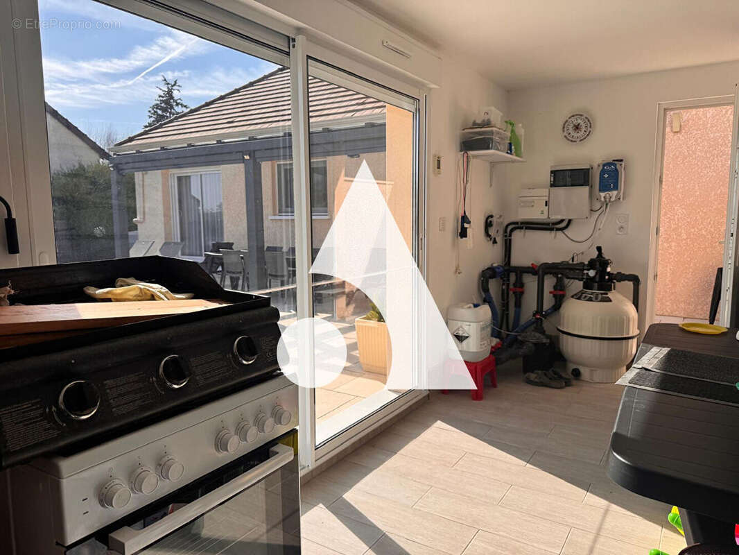 Maison à SAINT-MARTIN-DES-CHAMPS