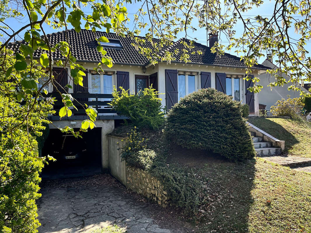 Maison à MORIGNY-CHAMPIGNY