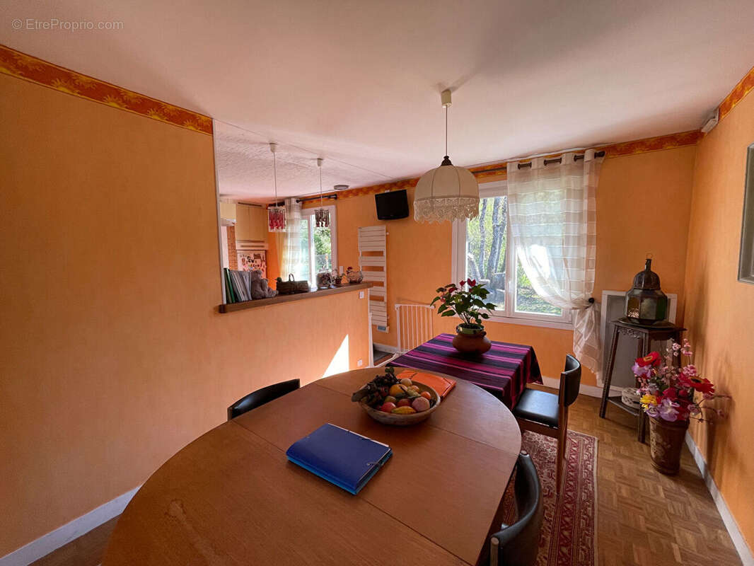 Maison à MORIGNY-CHAMPIGNY