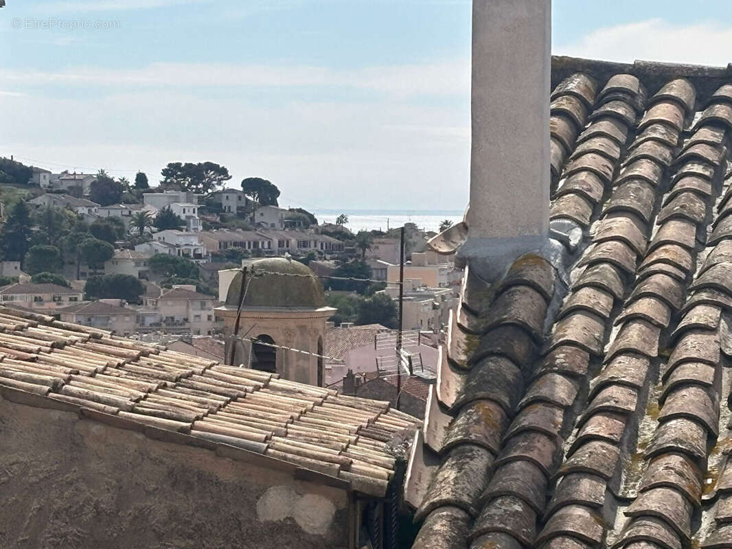 Appartement à VALLAURIS