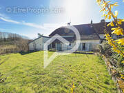 Maison à CHAMPSEVRAINE