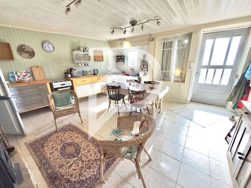 Maison à CHAMPSEVRAINE