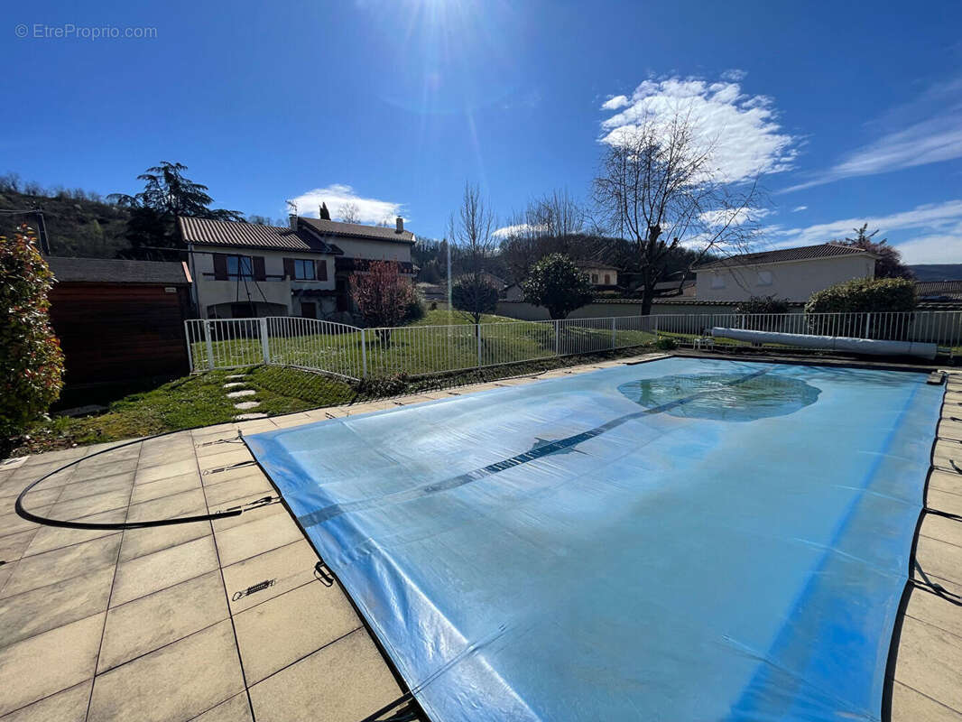 Maison à NEUVILLE-SUR-SAONE