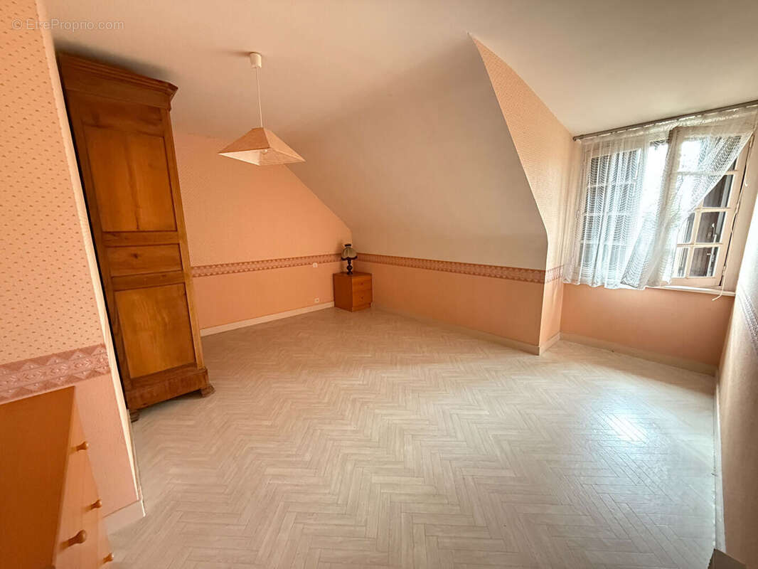 Maison à PLOUER-SUR-RANCE