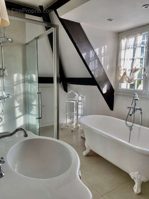 Maison à BOULLAY-LES-TROUX