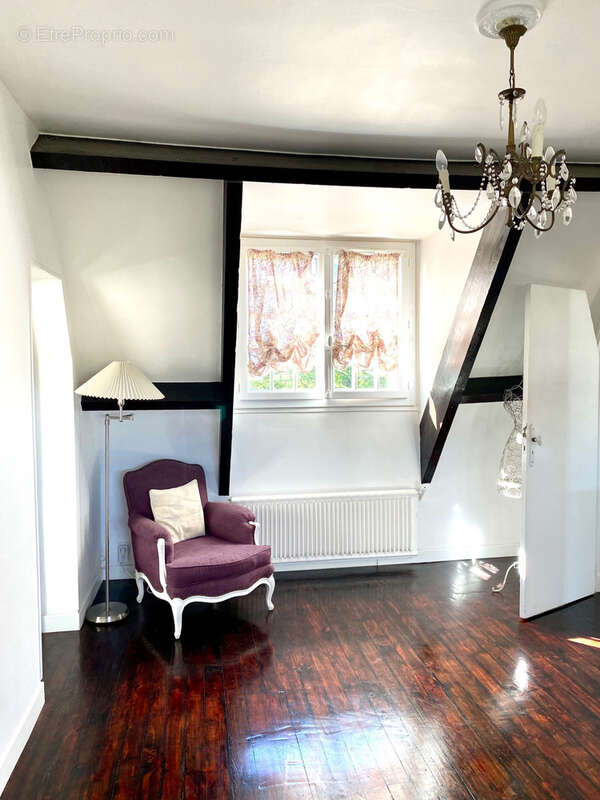 Maison à BOULLAY-LES-TROUX