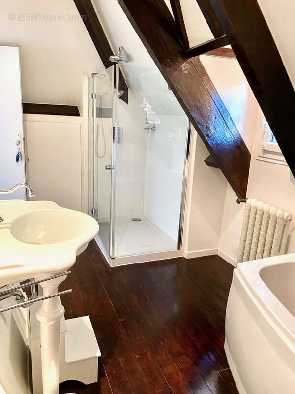 Maison à BOULLAY-LES-TROUX