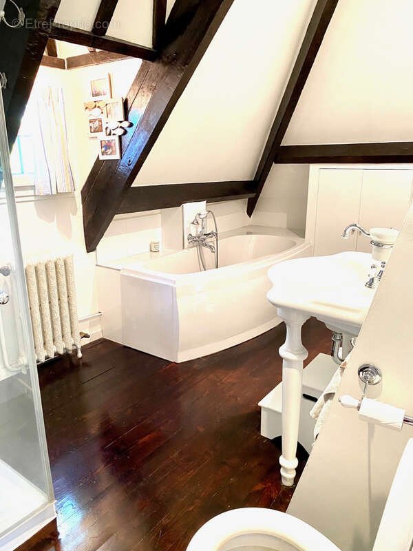 Maison à BOULLAY-LES-TROUX