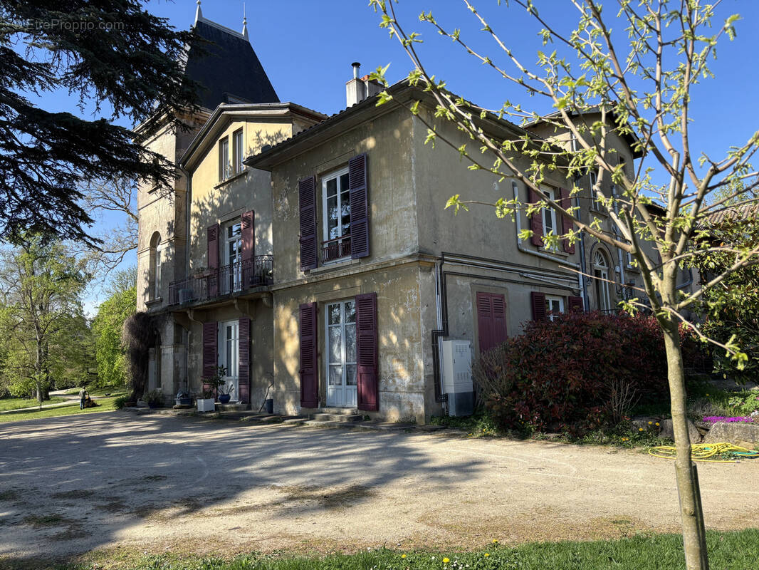 Appartement à SAINT-DIDIER-AU-MONT-D&#039;OR