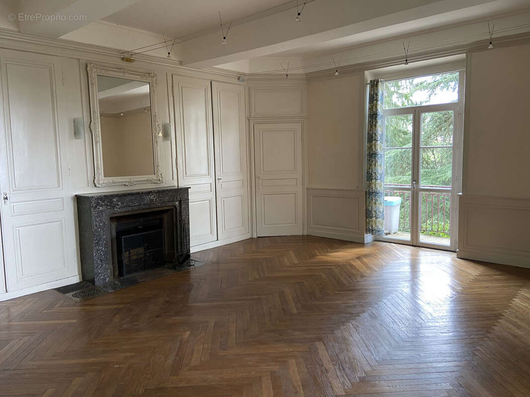 Appartement à SAINT-DIDIER-AU-MONT-D&#039;OR