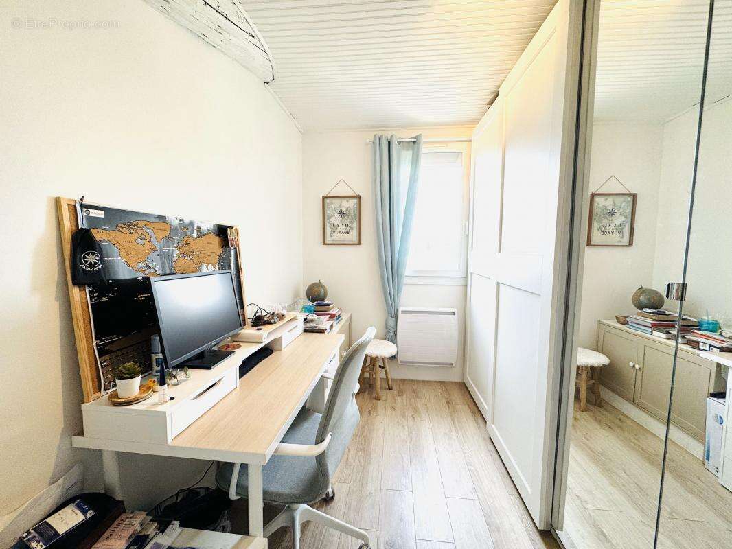 Appartement à LA FARE-LES-OLIVIERS