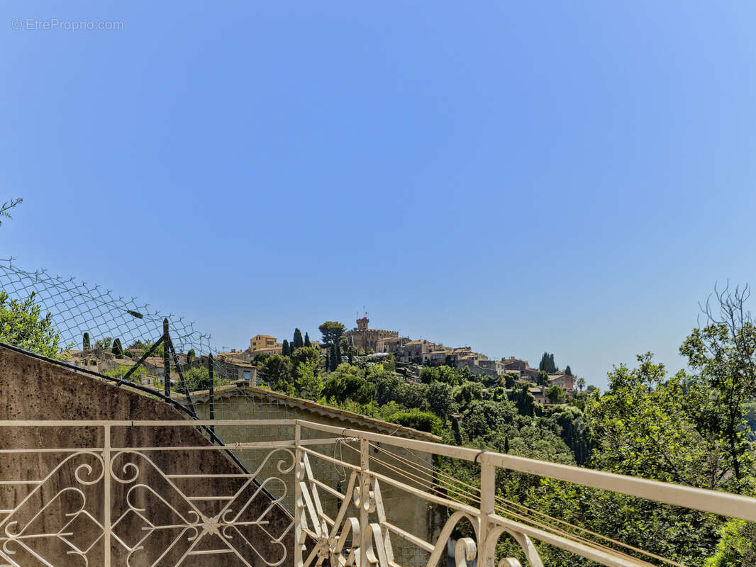 Maison à CAGNES-SUR-MER