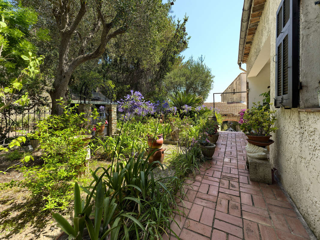 Maison à CAGNES-SUR-MER