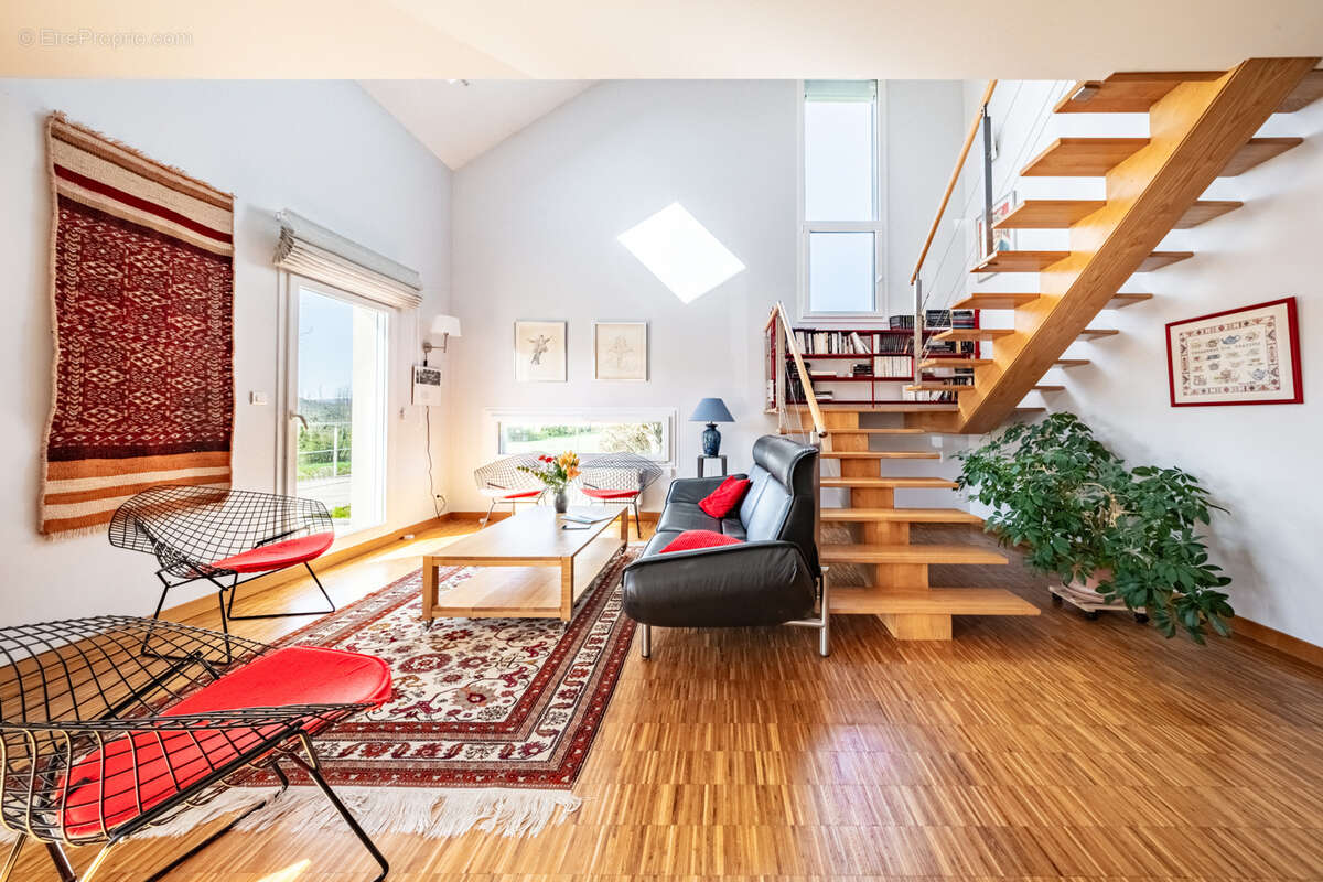 Maison à VELARS-SUR-OUCHE