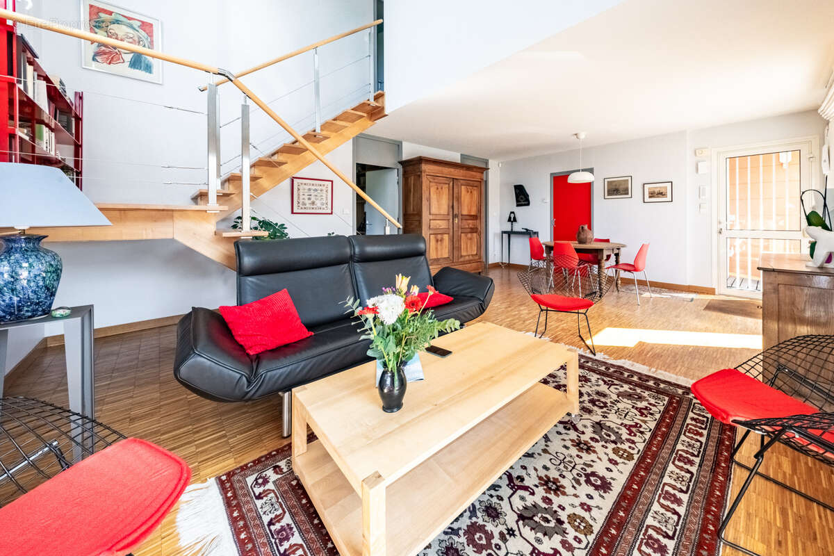 Maison à VELARS-SUR-OUCHE