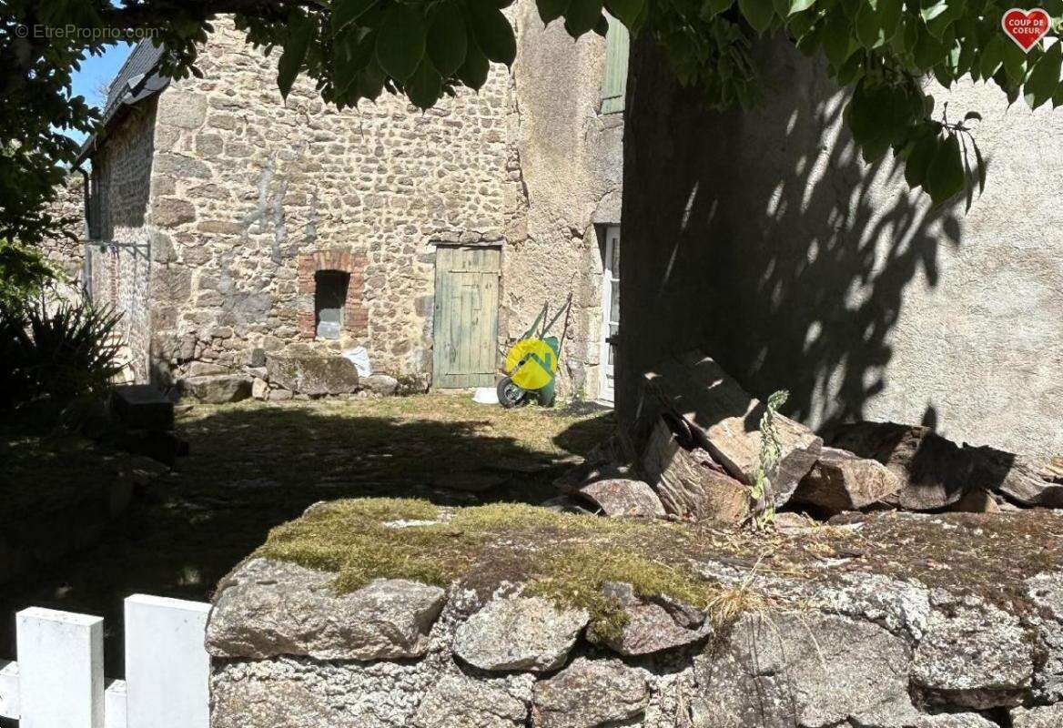 Maison à BENEVENT-L&#039;ABBAYE