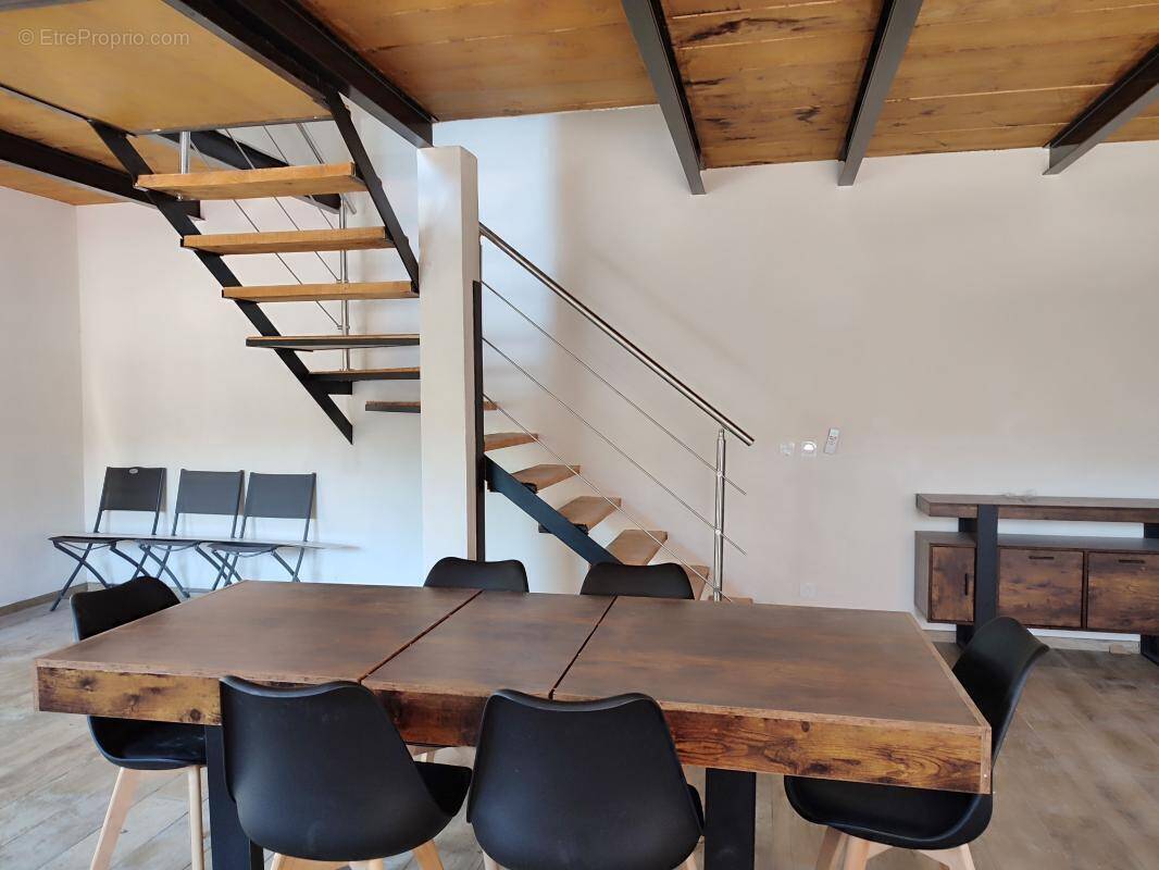 Maison à SAINT-MARTIN-DE-VALGALGUES