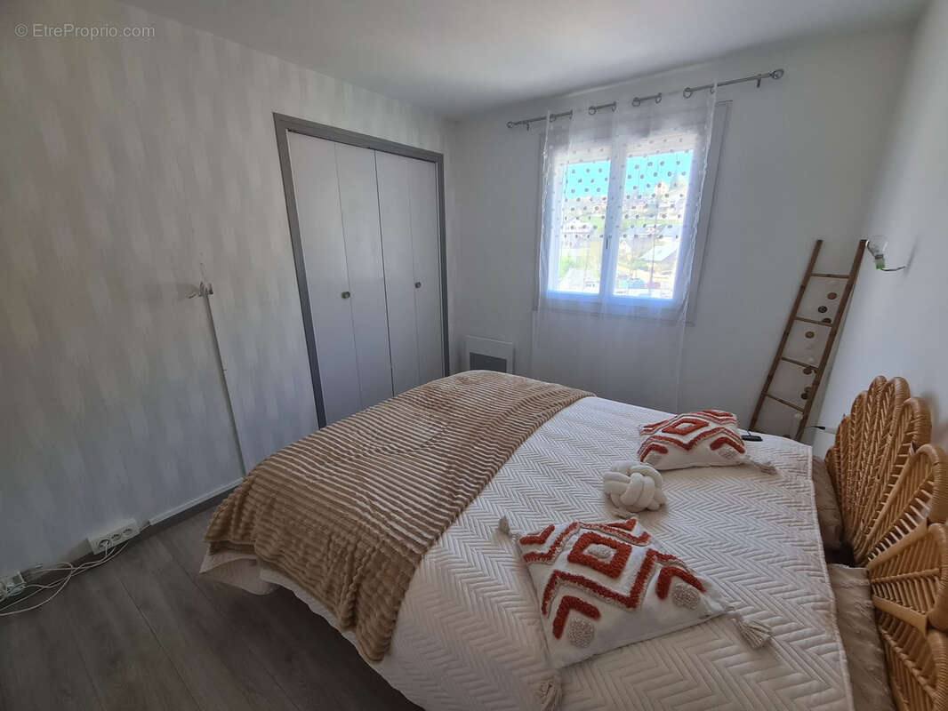 Appartement à ESPALION