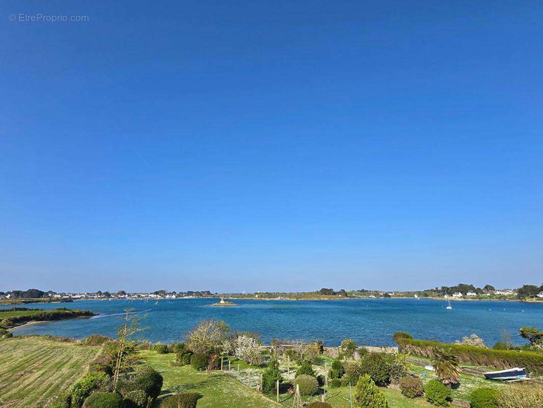 Maison à PLOUHINEC