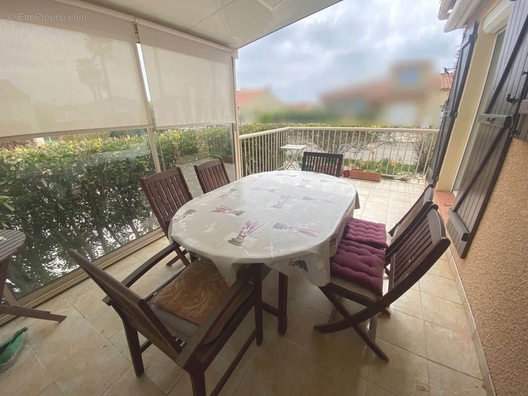 Maison à SAINT-LAURENT-DE-LA-SALANQUE