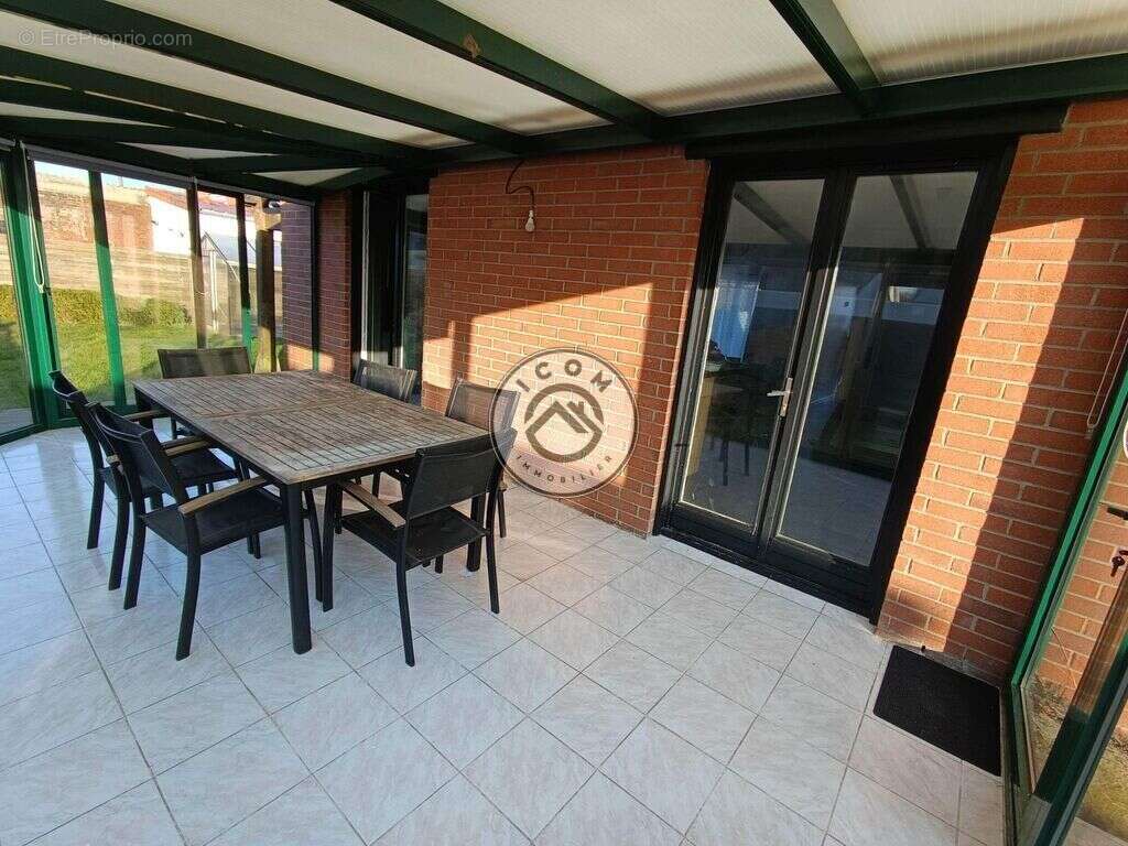 Maison à HAZEBROUCK