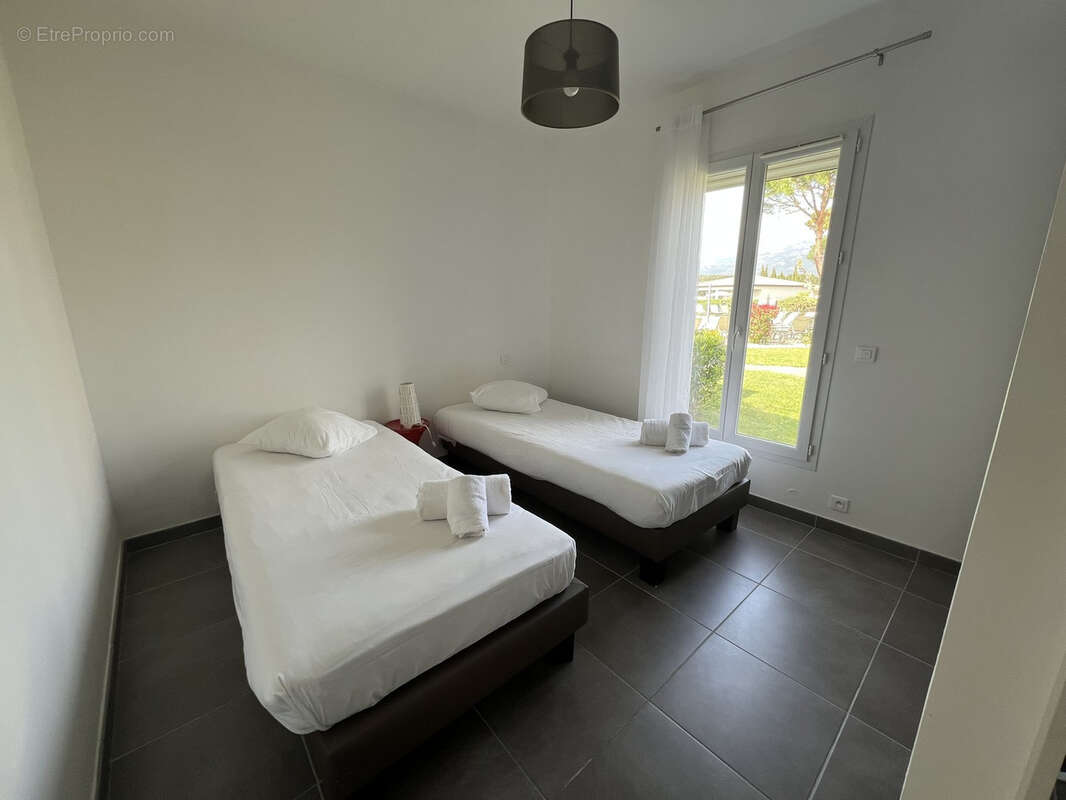 Appartement à LECCI