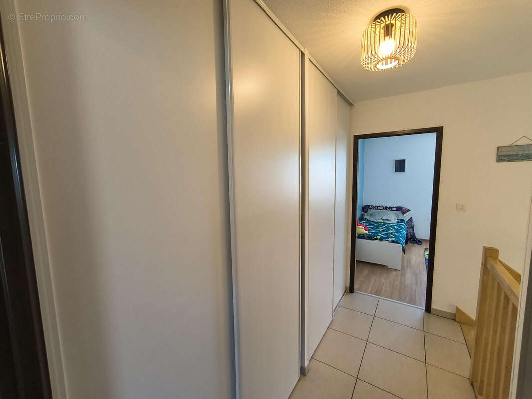 Maison à MONDONVILLE