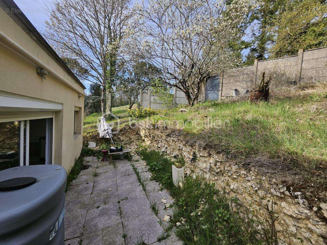 Maison à SOUPPES-SUR-LOING