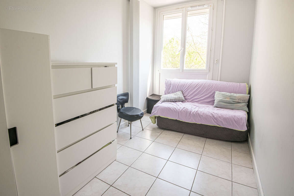 Appartement à COURCOURONNES